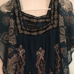 Women’s designer shirt